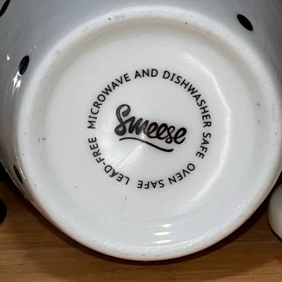 SOLD*** Sweese White Polka Dot Pocelin Tea Cup with Lid & Infuser 15oz Retired - Picture 7 of 13